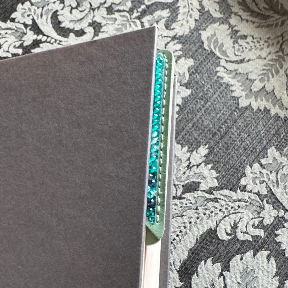 📖 Handcrafted Ocean Diamond Art Corner Bookmarks - Set of 2 - Picture 3 of 6